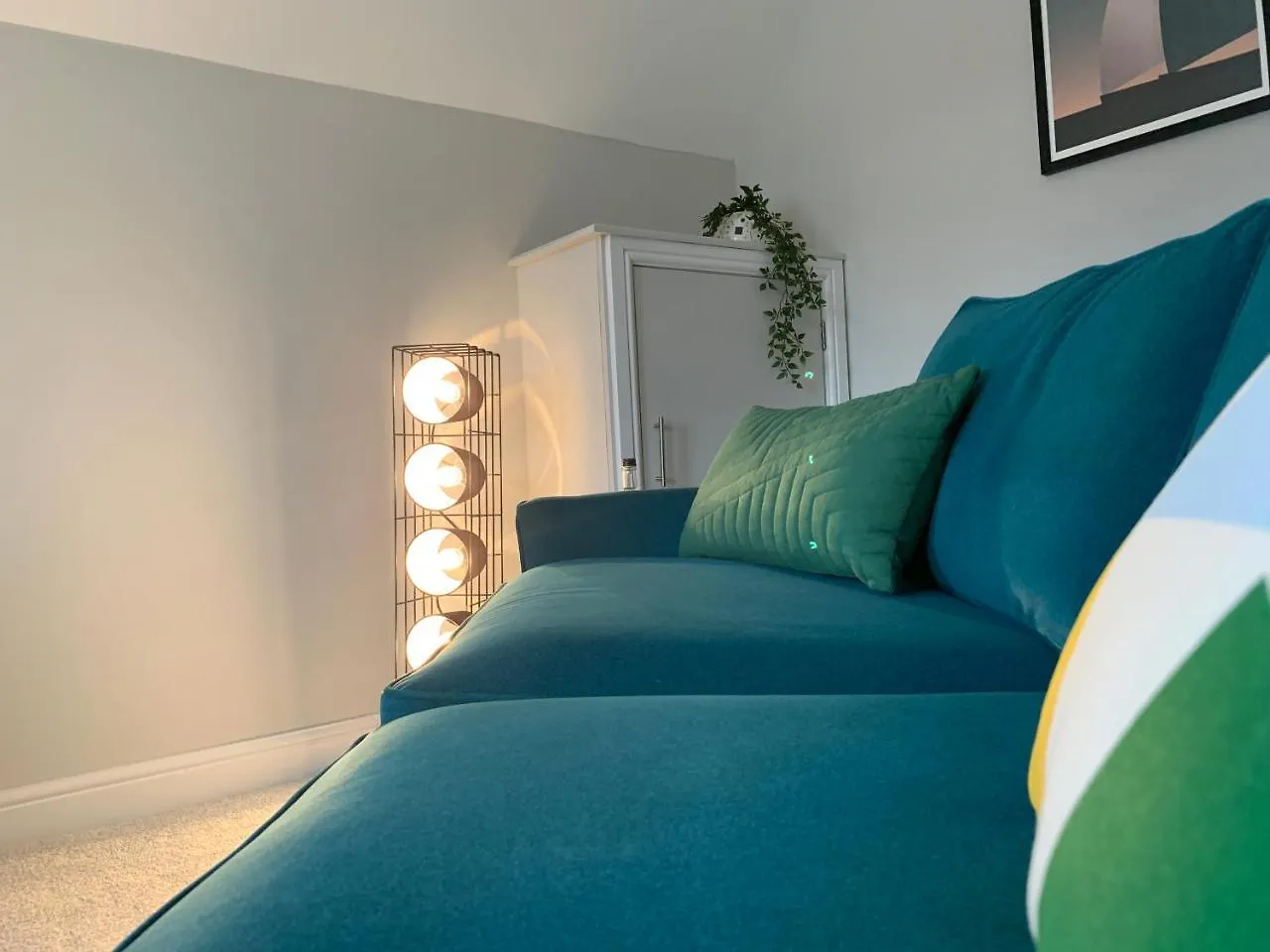 Aaron Wise - Victoria House Apartment Cardiff
