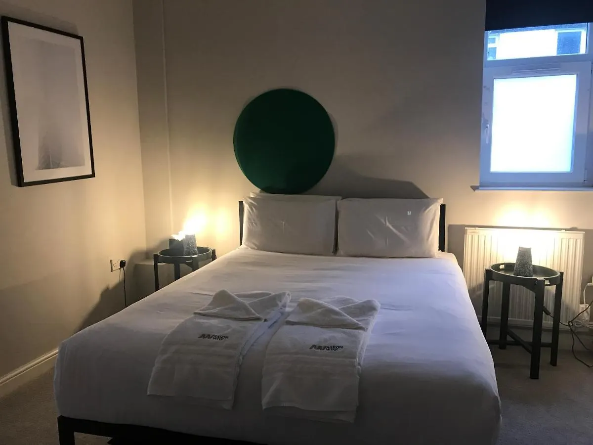 Aaron Wise - Victoria House Apartment Cardiff United Kingdom
